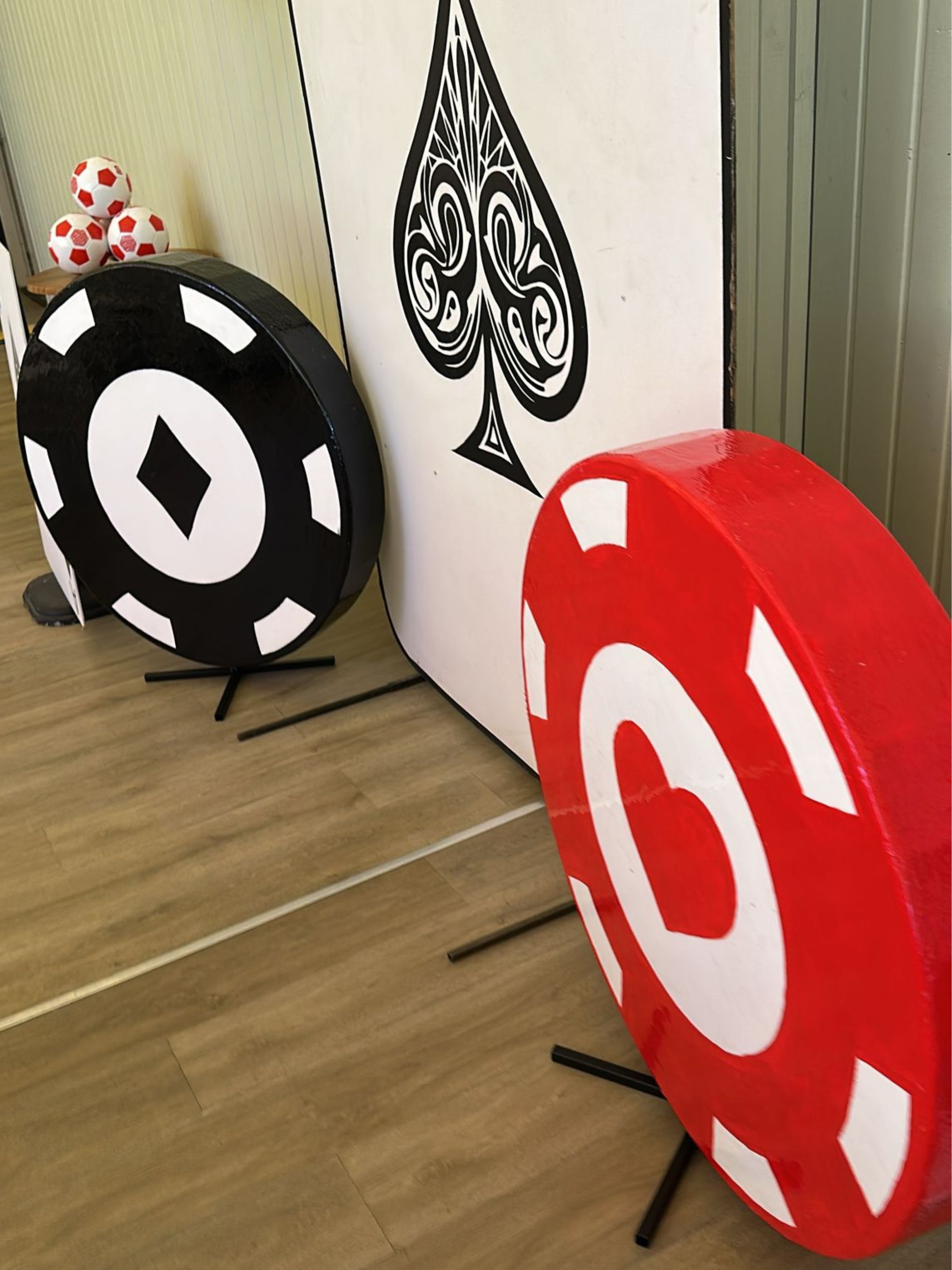 jetoane casino decor