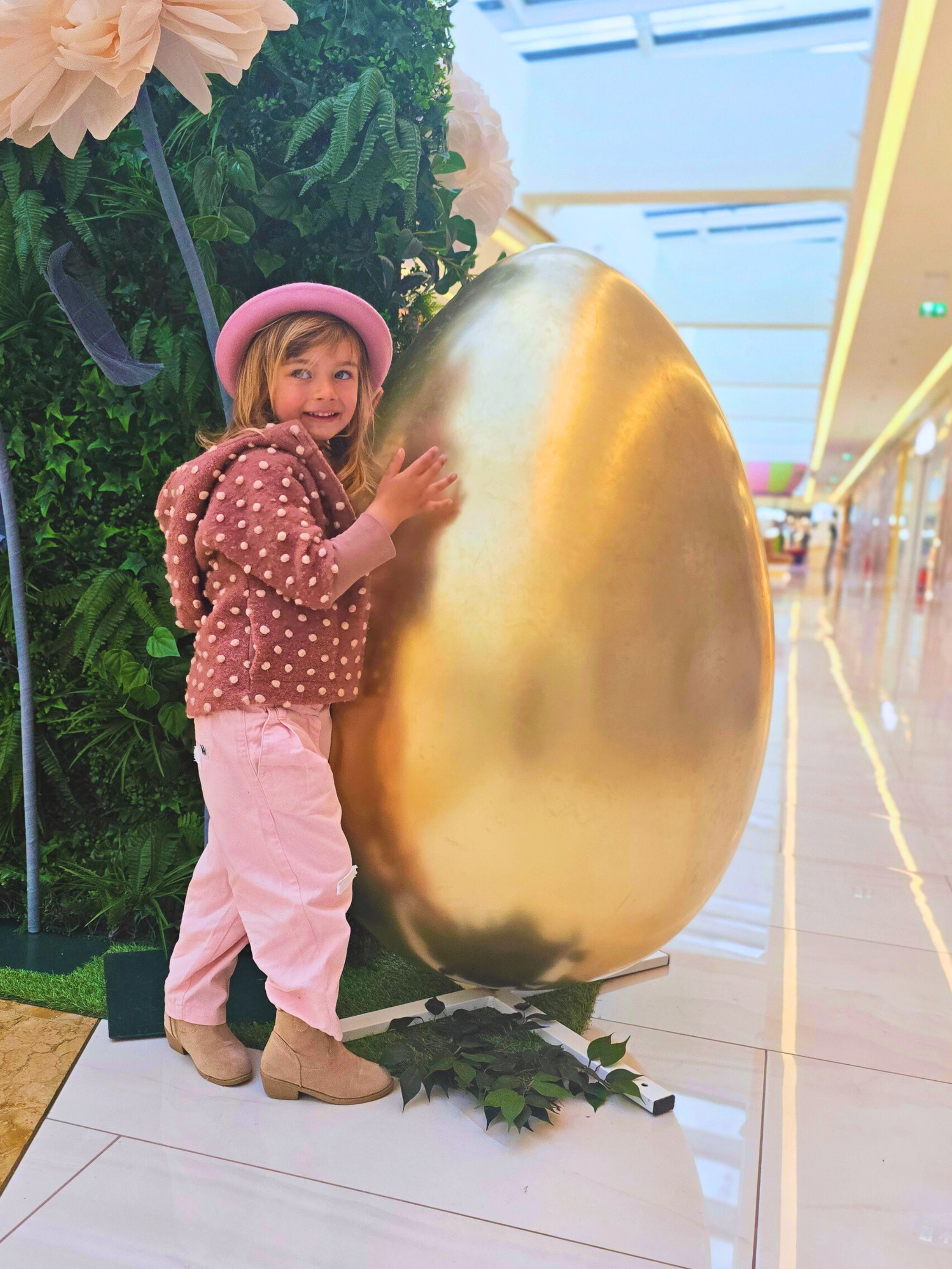 Inchiriere decor OU Paste